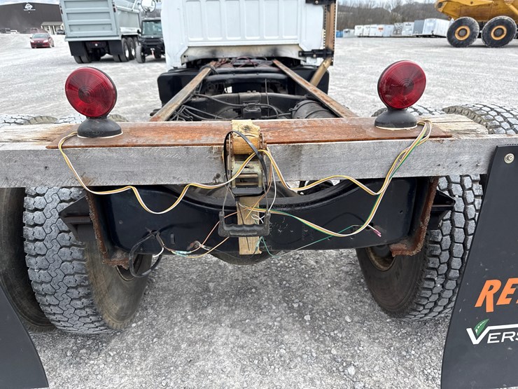 1994-ford-f800-image-20