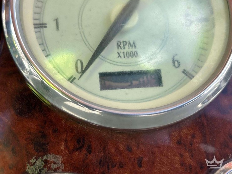 2007-regal-30-express-cruiser-boat-with-t/a-trailer-image-6