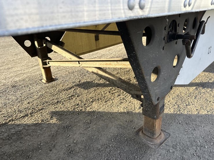 2018-utility-53'-image-18