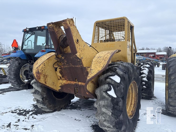 massey-ferguson-320-image-8