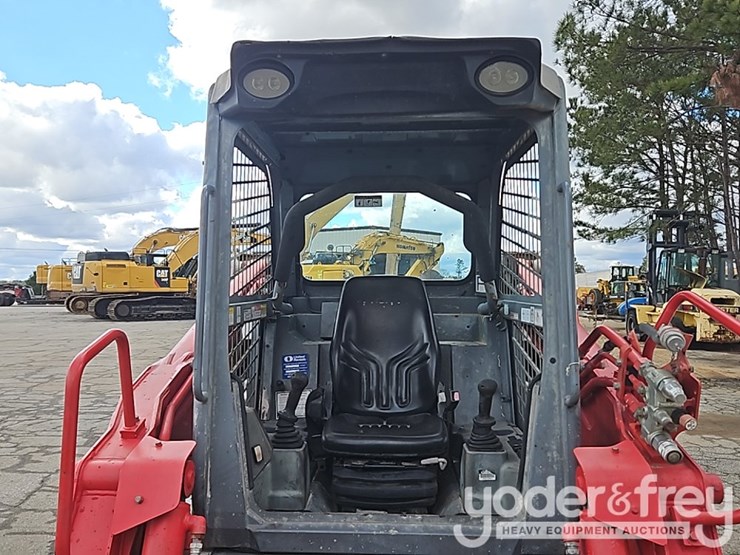 2017-takeuchi-tl12r2-image-22