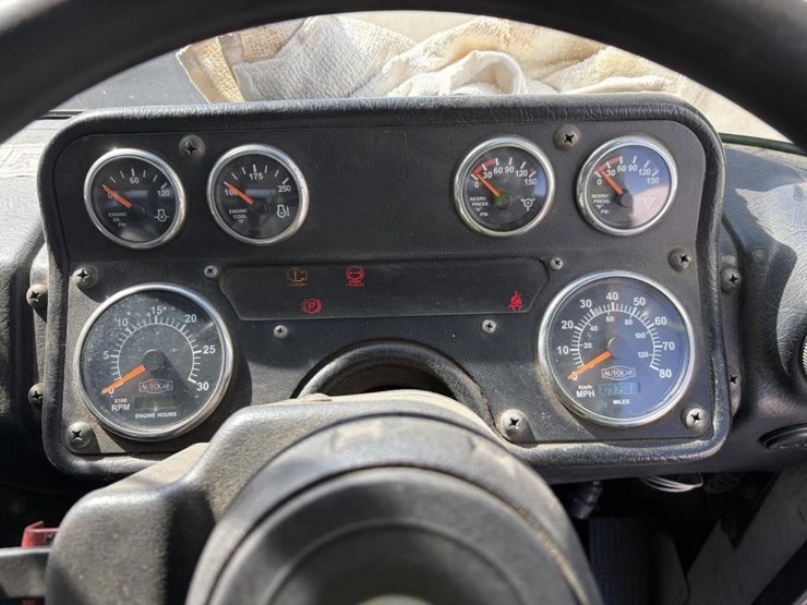 2010-autocar-xpeditor-image-16