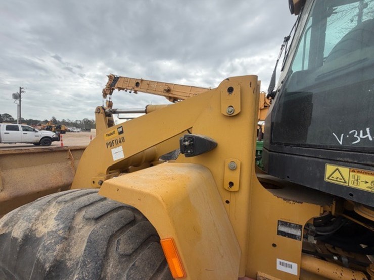 caterpillar-914g-image-21