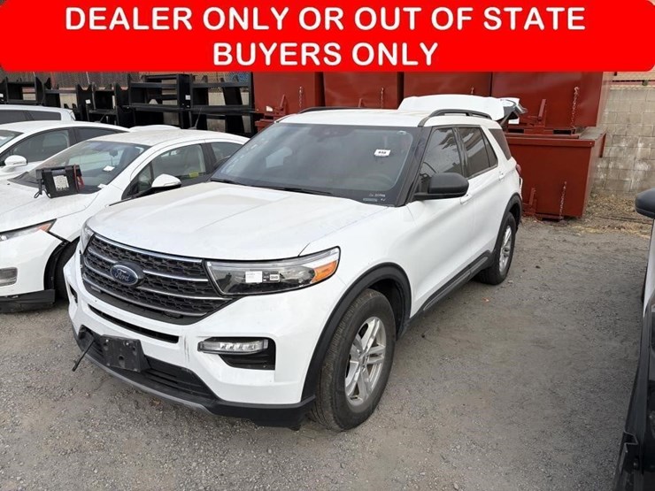 2021-ford-explorer-image-1