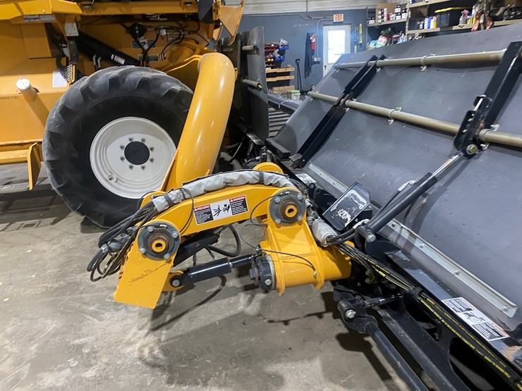 #135-•-2013-oxbo-4334-self-propelled-merger-(reedsville,-wi)-image-22