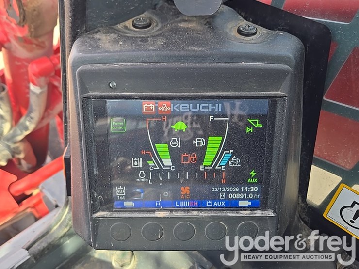 2023-takeuchi-tl12v2-image-66