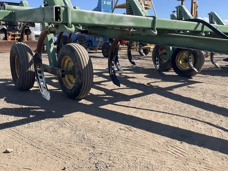 john-deere-1610-image-11