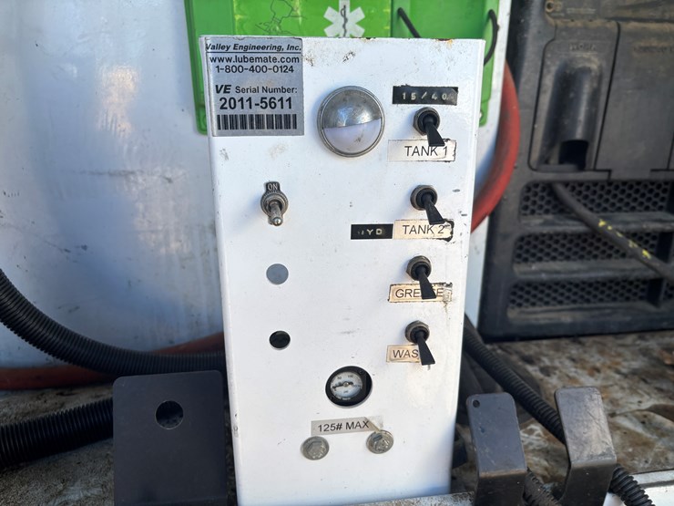 2011-miller-bobcat-225-image-76