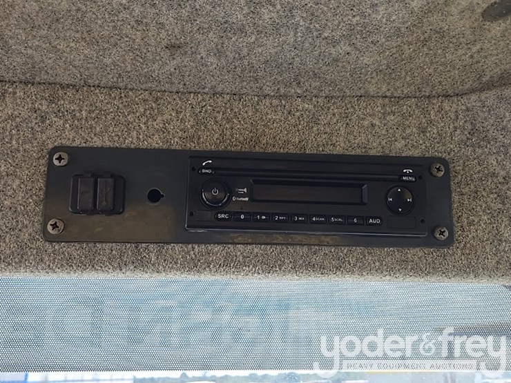 2018-deere-460e-image-78