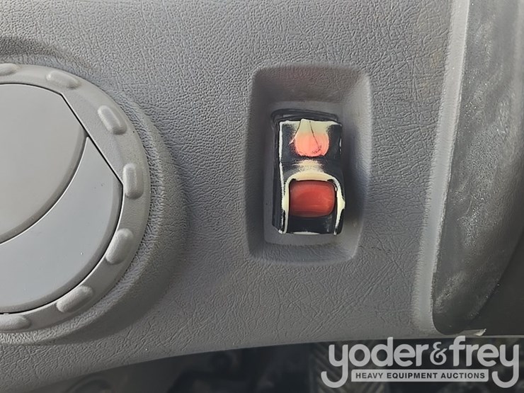 2014-volvo-l150h-image-99