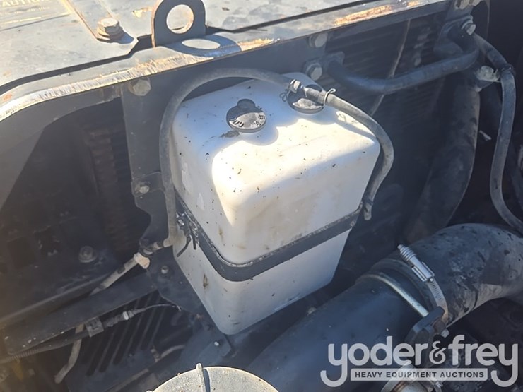 2013-komatsu-pc490-lc-10-image-61