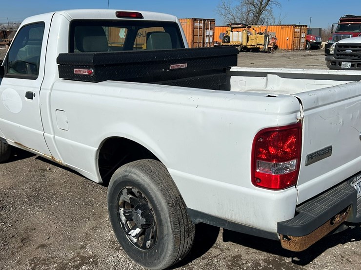 2011-ford-ranger-image-3