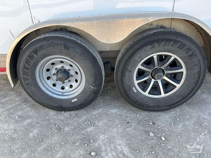 2018-sundowner-fd-306-rev-a-24ft.-t/a-enclosed-gooseneck-trailer-image-15