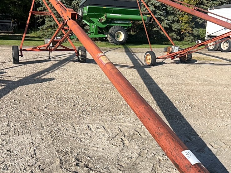 53’-x-8”-sakundiak-auger-with-10-hp-baldor-single-phase-220-electric-motor,-equipped-with-12-v-power-lift-image-3