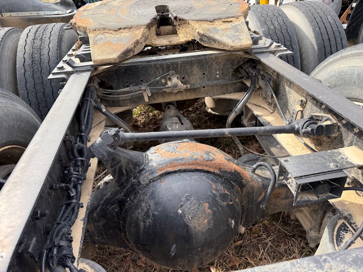 #40955-•-2016-freightliner-cascadia-t/a-daycab-truck-tractor-3akjged54gshn2294-image-14