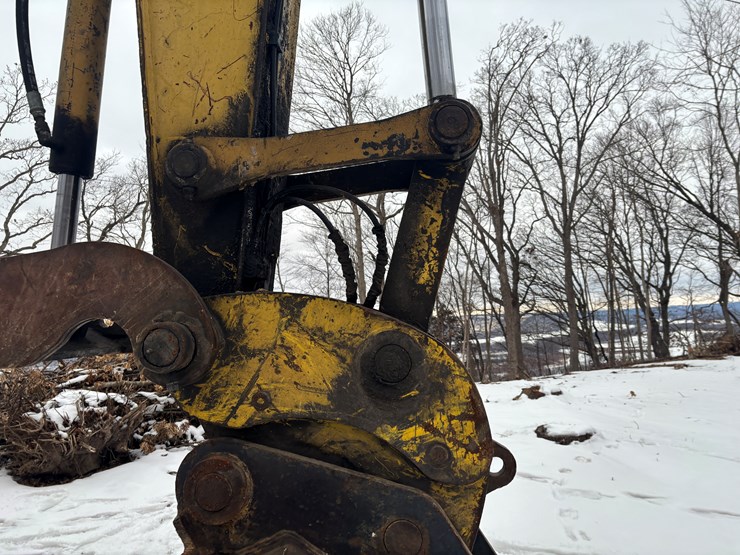 #2283-•-kobelco-sk-220-mark-iv-excavator-image-42