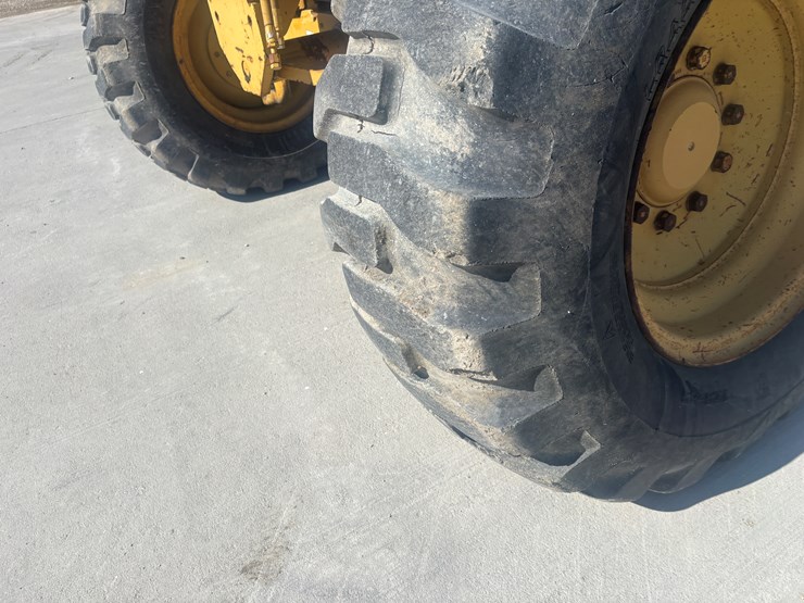 caterpillar-140h-vhp-image-70