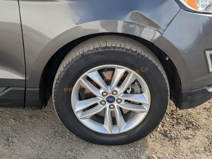 2016-ford-edge-sel-image-74