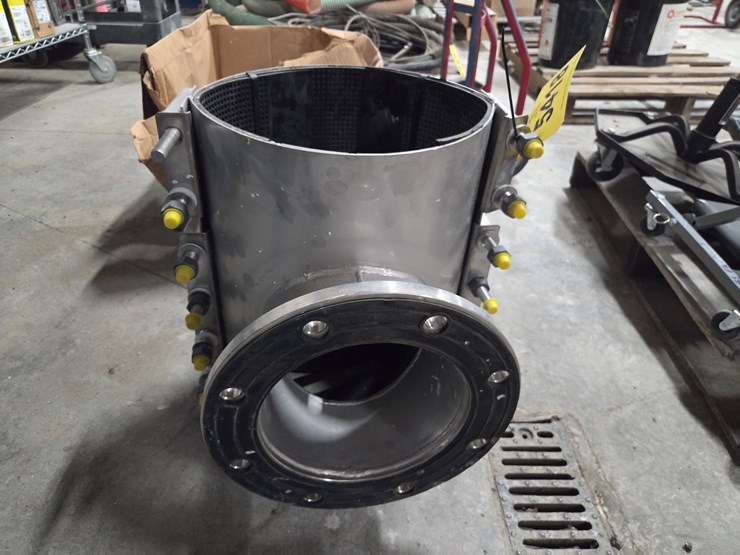 #5418-•-romac-8"-stainless-steel-tapping-sleeve-image-3