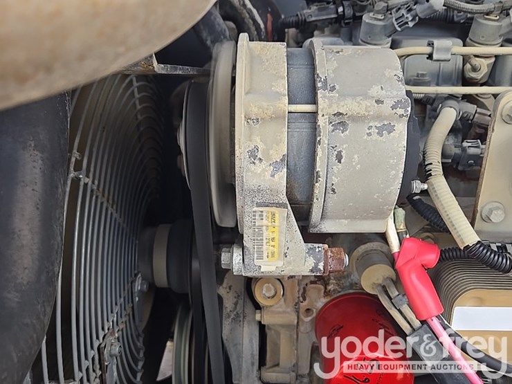 2017-skyjack-sj843th-image-54