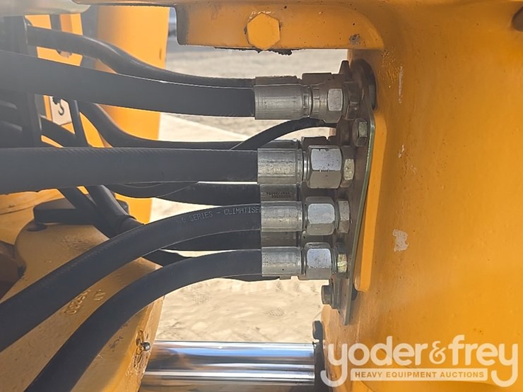 2017-jcb-3cx-image-63