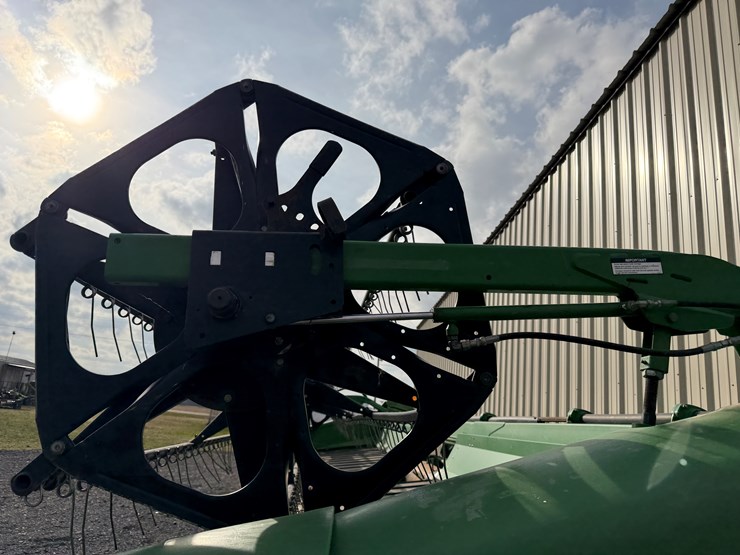 john-deere-630d-image-26