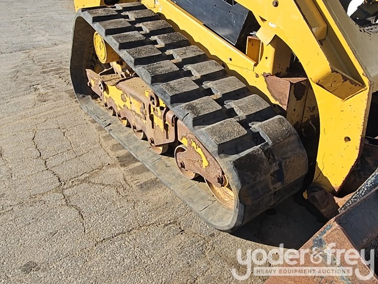 2017-caterpillar-289d-image-12