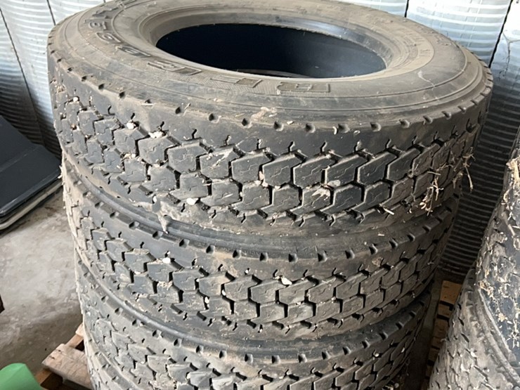 set-of-eight-truck-tires,-size-is-275/80/r-22.5,-all-are-excellent-shape-image-6