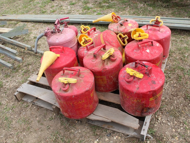 #34165-•-gas-cans-image-2