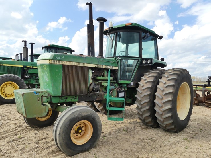 john-deere-4440-image-2