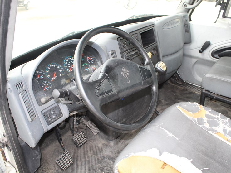 2007-international-4300-image-9