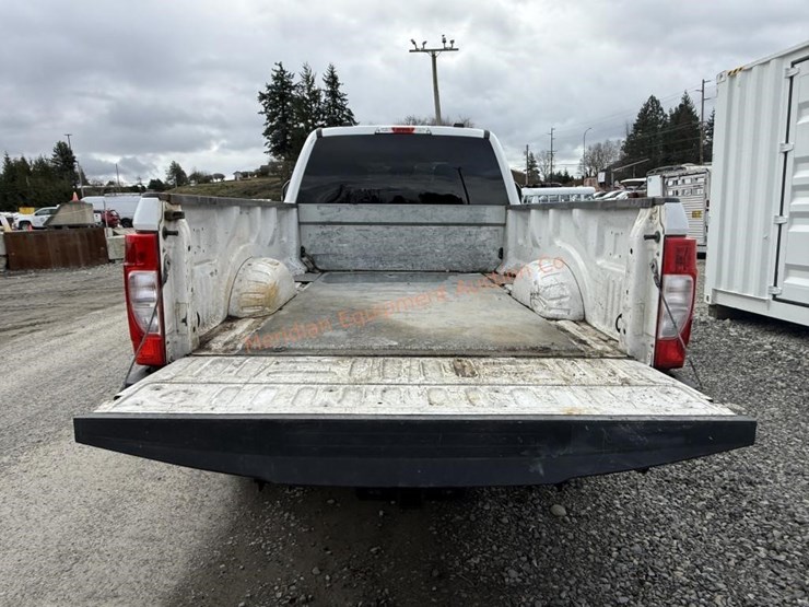 2020-ford-f350-image-9