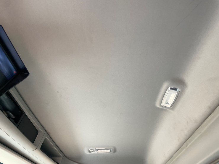 2019-kenworth-t880-image-73