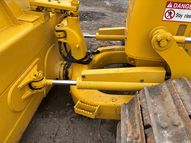 2021-komatsu-d39-image-41