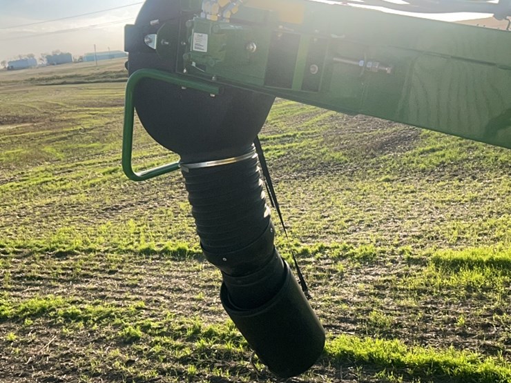 2018-john-deere-1910-image-214