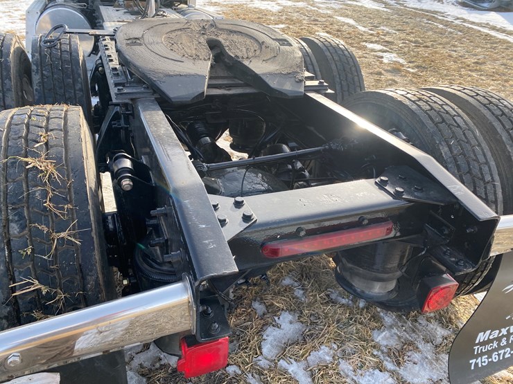 2003-freightliner-argosy-image-28