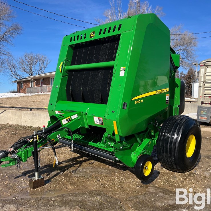 2021 JOHN DEERE 560M