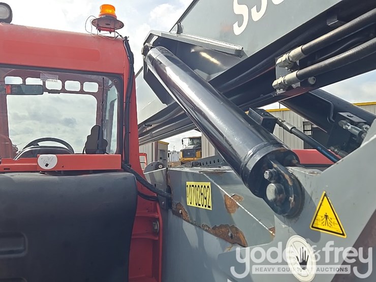 2017-skyjack-sj843th-image-32