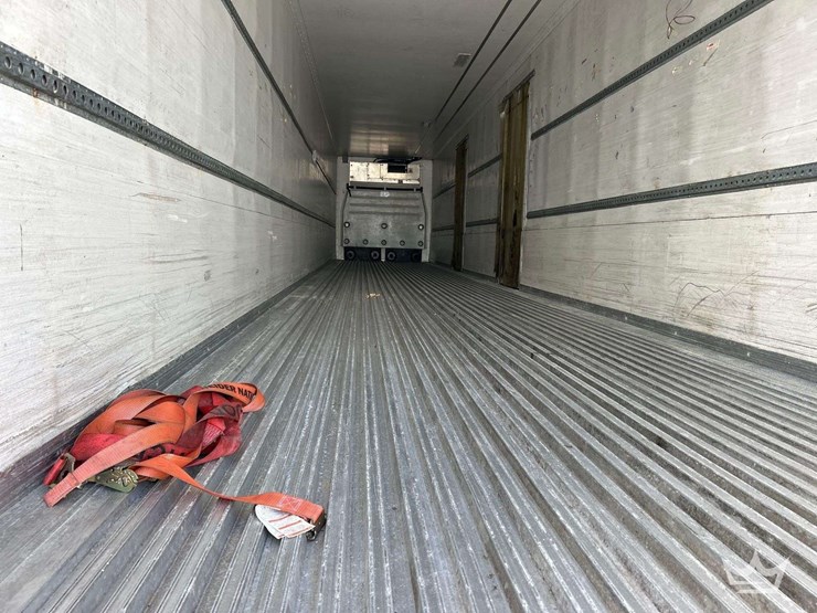 2016-great-dane-refrigerated-image-14