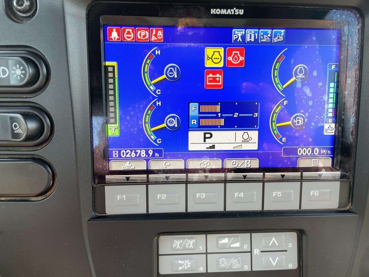 2022-komatsu-d51pxi-image-32