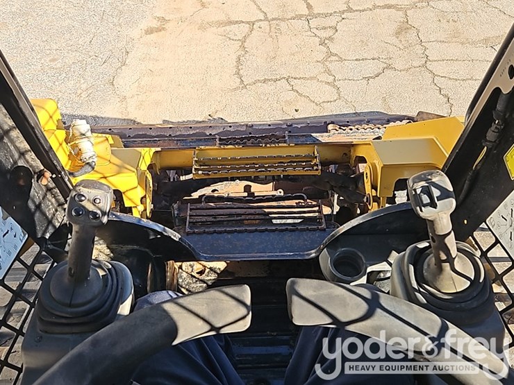 2017-caterpillar-289d-image-31