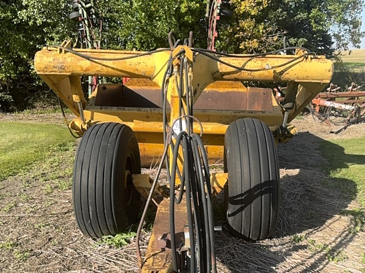 10-yard-ashland-scraper,-hydraulic-push-off,-very-heavy-duty,-works-good-image-2