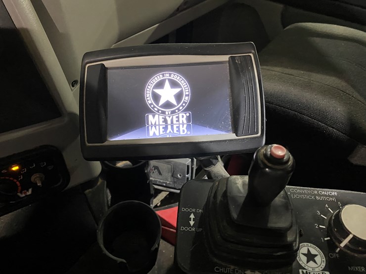 2019-western-star-4700sb-image-28