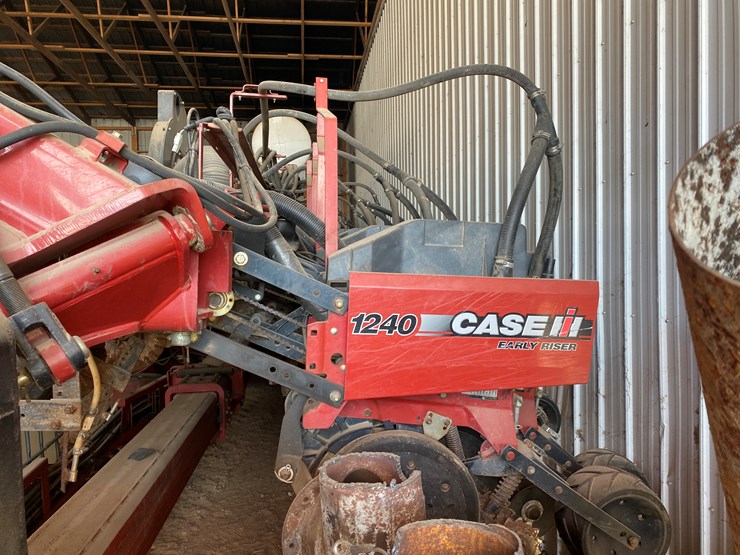 case-ih-1240-image-31
