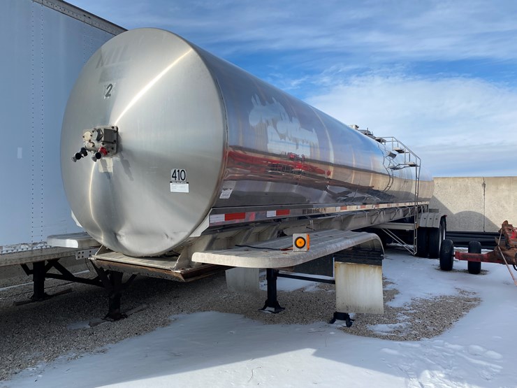 1989-walker-tanker-image-1