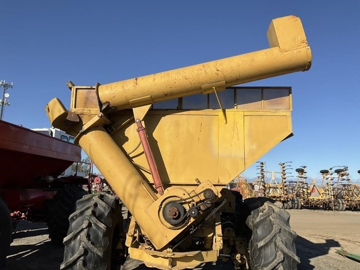 caterpillar-3208-image-17