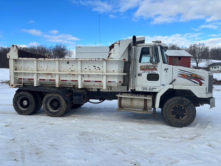 1989-cummins-855-image-4