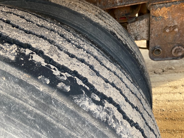 1980-trailmobile-tanker-image-15