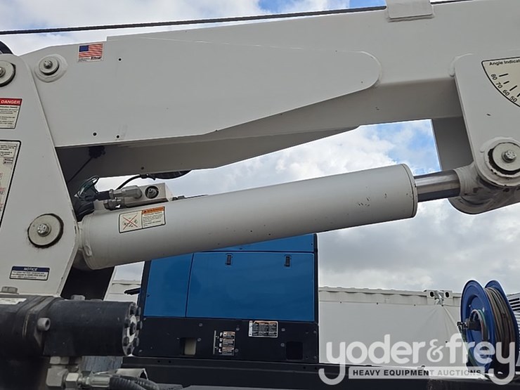 2019-ford-f550-image-22