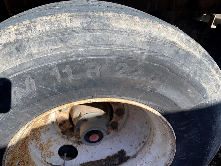 #520-•-1983-brenner-semi-manure-tanker-trailer-(no-title)-(st.-nazianz,-wi)-image-16